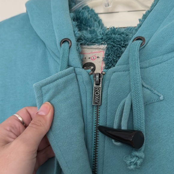 Roxy Full Zip Hooded Jacket Faux Sherpa Lined Toggle Buttons Women’s Size Large - Picture 6 of 7